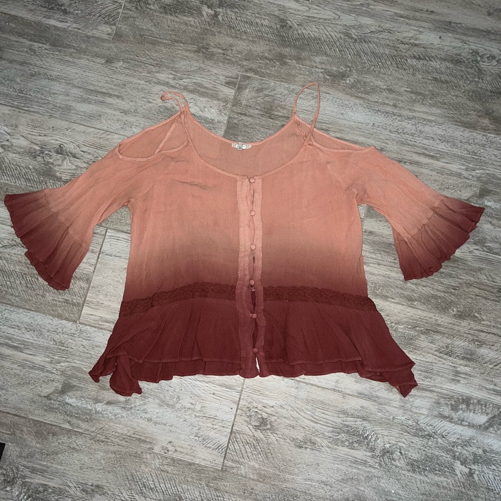🌷GIMMICKS FLOWY SHIRT🌷 Size: Large